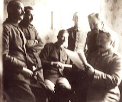 (von links): Ludwig Meyer, Hermann Boomgarden und die Soldaten Fritz Krabbe, Arthur Maden, Hermann Fricke und Karl Scherl.