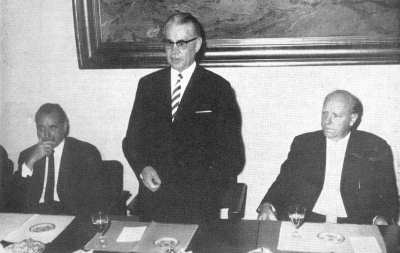 Niedersachsens Kultusminister Langeheine