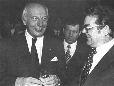 Dr. Walter Scheel (links) Ernst-Georg Hüper (rechts)