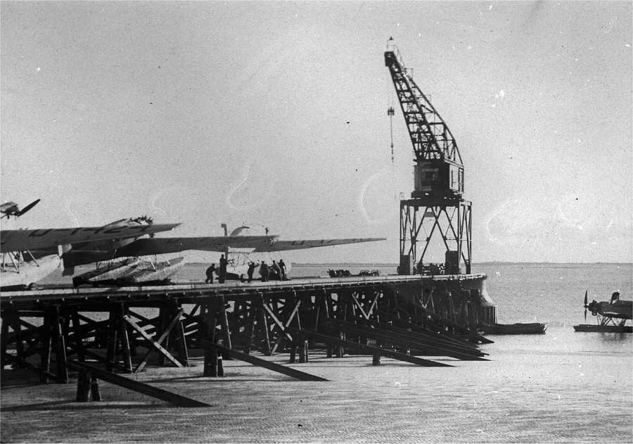 1928 - Kran/Wasserflugzeuge